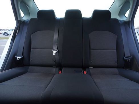 Used 2023 Kia Forte LXS image 32