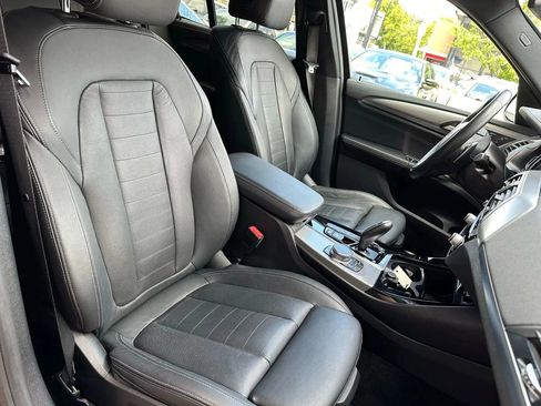 Used 2018 BMW X3 xDrive30i AWD/4WD image 16