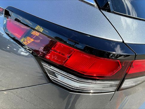 New 2026 Volkswagen Tiguan SE image 14