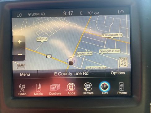 Used 2017 RAM 1500 Laramie w/ Convenience Group image 21