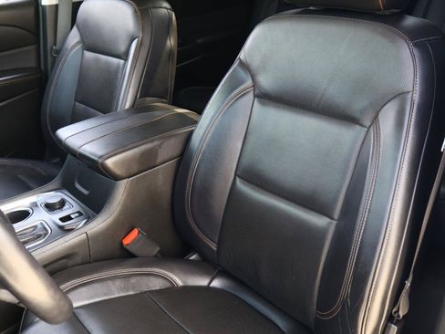 Used 2018 Chevrolet Traverse Premier w/ Redline Edition FWD image 14