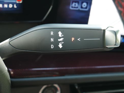 Certified 2026 Chevrolet Traverse RS AWD/4WD image 29