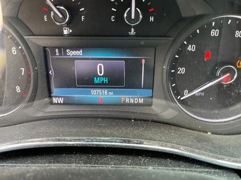 Used 2019 Buick Encore Preferred FWD image 2
