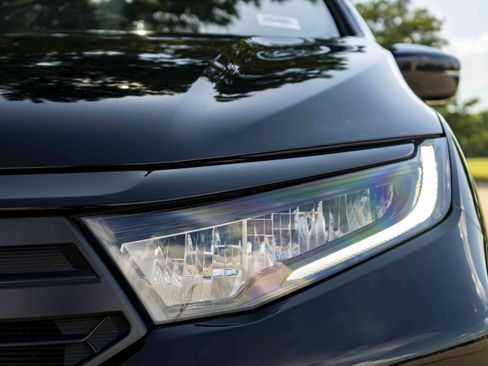 Used 2025 Honda Odyssey Sport-L image 11