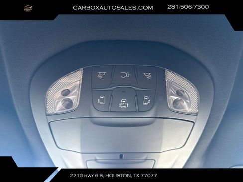 Used 2021 Chrysler Pacifica Touring w/ S Appearance Package FWD image 22