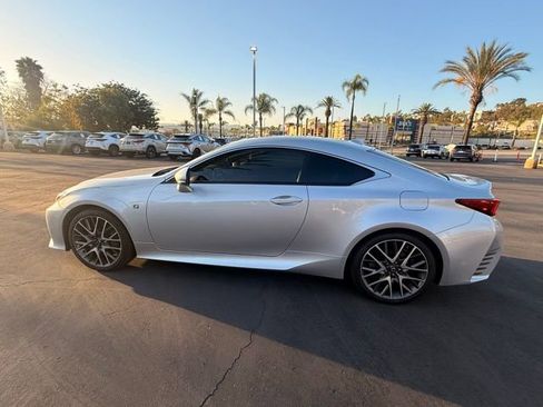 Used 2016 Lexus RC 200t RWD image 3