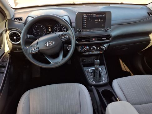 Used 2023 Hyundai Kona SEL image 12