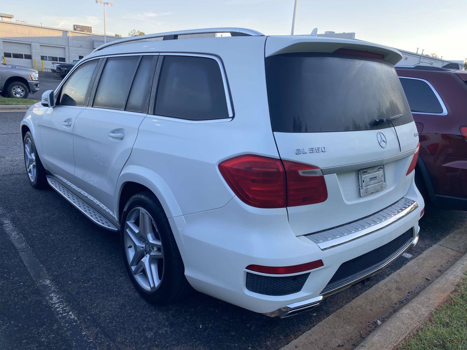 Used 2014 Mercedes-Benz GL 550 4MATIC image 6