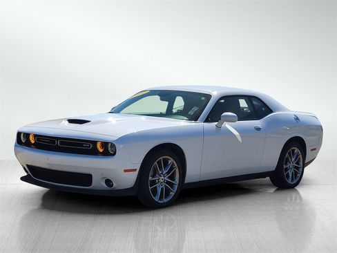 Used 2022 Dodge Challenger GT image 8