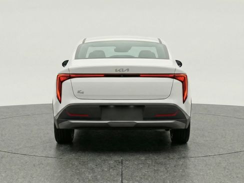 Used 2025 Kia K4 LXS image 7