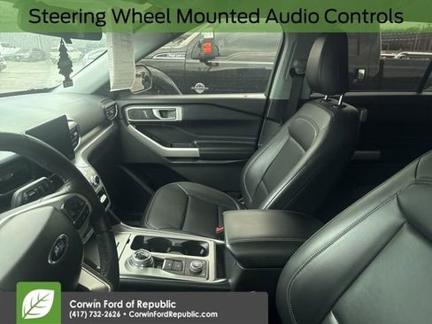 Used 2022 Ford Explorer XLT w/ Equipment Group 202A image 15