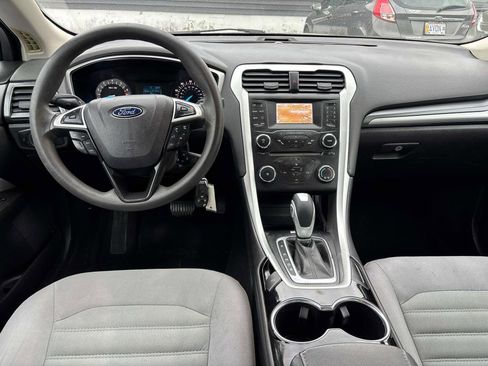Used 2014 Ford Fusion S image 11