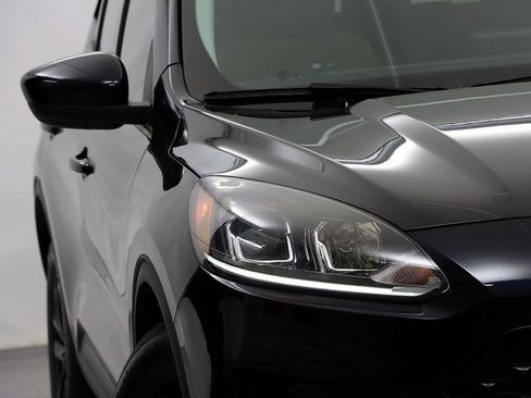 Used 2021 Ford Escape SE w/ Convenience Package image 4