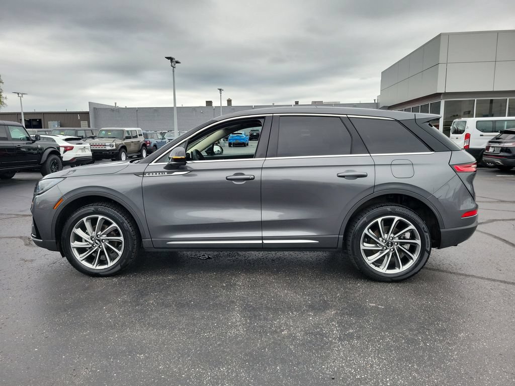 Certified 2023 Lincoln Corsair AWD w/ Equipment Group 101A image 7