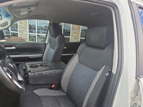 Used 2016 Toyota Tundra SR5 w/ TRD Off Road Package image 21