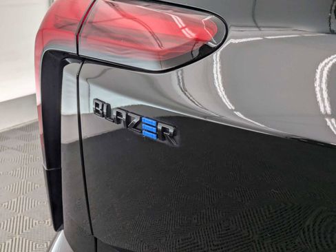 Used 2024 Chevrolet Blazer EV RS AWD/4WD image 13