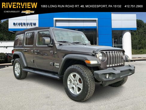 Used 2021 Jeep Wrangler Unlimited Sport image 1