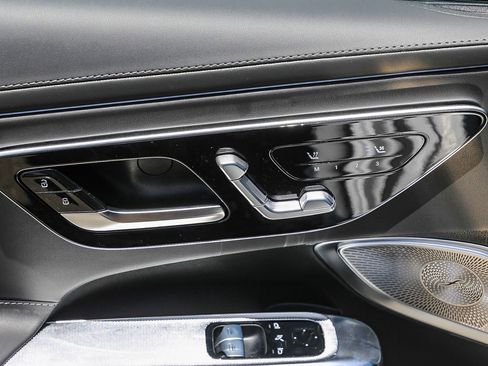 Used 2024 Mercedes-Benz CLE 300 4MATIC Coupe image 22