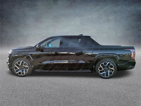 New 2025 Chevrolet Silverado EV RST image 7