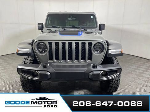 Used 2023 Jeep Wrangler Unlimited Rubicon 4xe AWD/4WD image 3