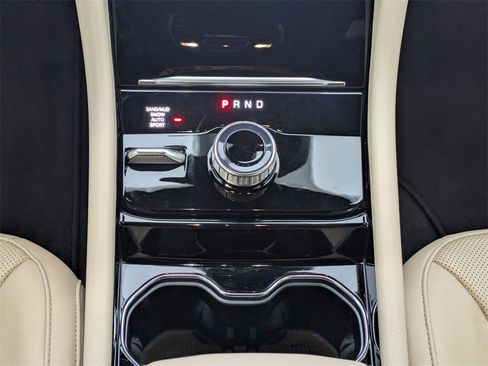 Used 2023 Jeep Grand Cherokee L Limited w/ Luxury Tech Group II image 20