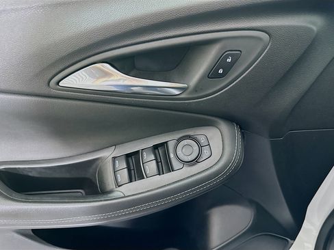 Used 2024 Buick Encore GX Preferred image 15