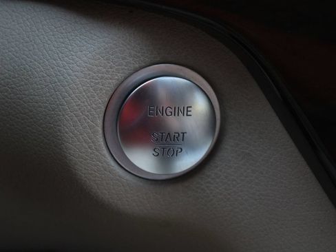 Used 2015 Mercedes-Benz ML 350 2WD image 34