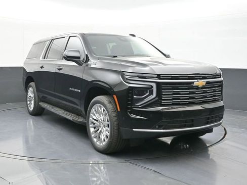 New 2026 Chevrolet Suburban High Country w/ Sun And Tow Package AWD/4WD image 22