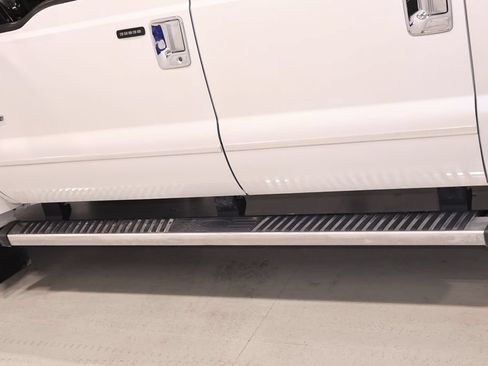 Used 2014 Ford F450 Platinum w/ Platinum Package AWD/4WD image 40
