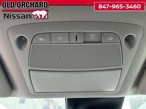 Used 2024 Nissan Murano SV w/ SV Midnight Edition Package image 17