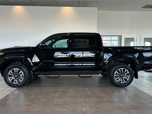 Certified 2023 Toyota Tacoma TRD Sport image 7