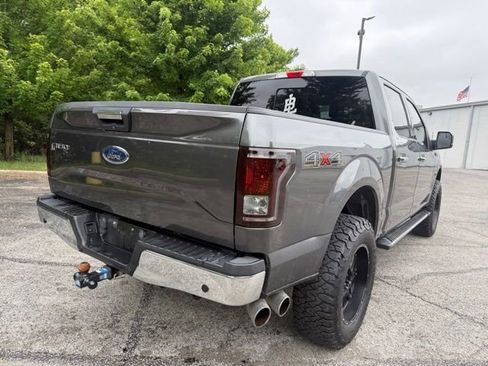 Used 2017 Ford F150 XLT w/ Equipment Group 302A Luxury AWD/4WD image 4