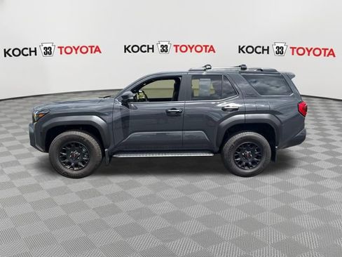 Certified 2025 Toyota 4Runner TRD Off-Road Premium AWD/4WD image 4