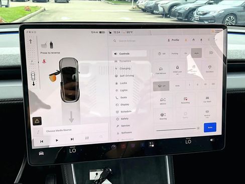 Used 2026 Tesla Model Y 2WD image 30