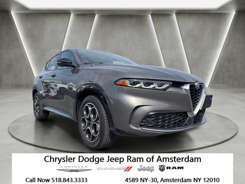 Used 2024 Alfa Romeo Tonale Ti AWD/4WD image 1