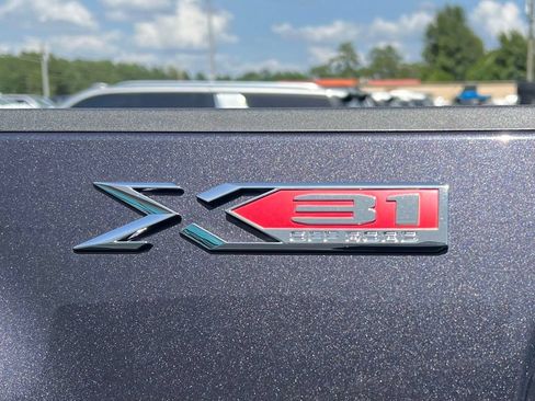 New 2026 GMC Sierra 2500 SLT w/ SLT Premium Package AWD/4WD image 9