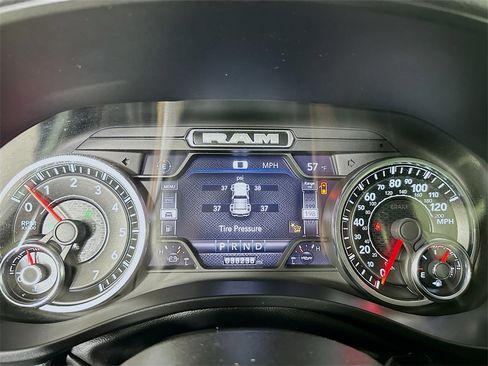 Used 2022 RAM 1500 Laramie image 12