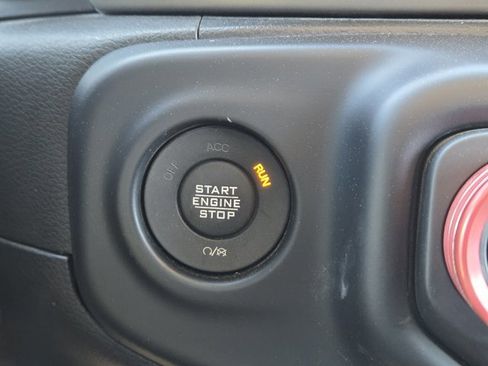 Used 2021 Jeep Gladiator Rubicon image 25