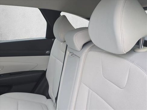 New 2026 Hyundai Tucson SEL image 17
