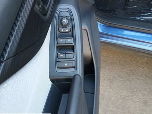 Used 2019 Subaru Crosstrek 2.0i Premium AWD/4WD image 30
