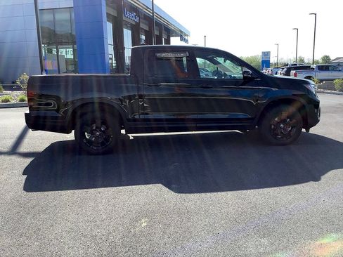 New 2026 Honda Ridgeline Black Edition image 7
