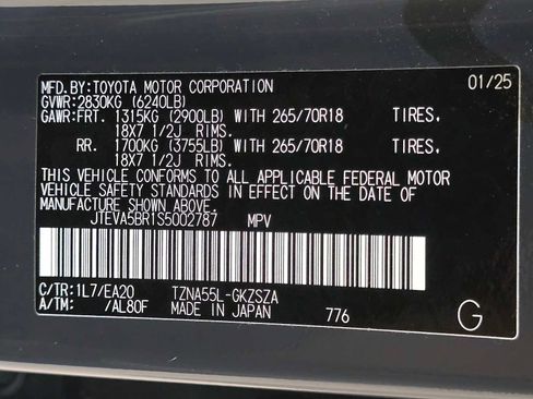 Certified 2025 Toyota 4Runner TRD Off-Road Premium AWD/4WD image 31