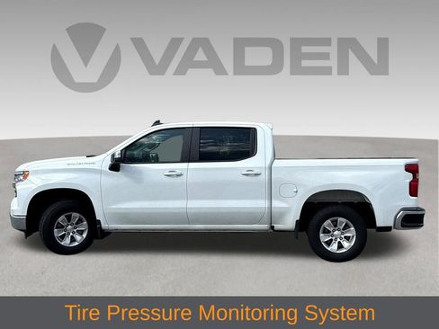 Used 2025 Chevrolet Silverado 1500 LT RWD image 24