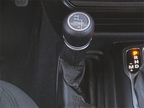 Used 2021 Jeep Wrangler Unlimited Sport image 17