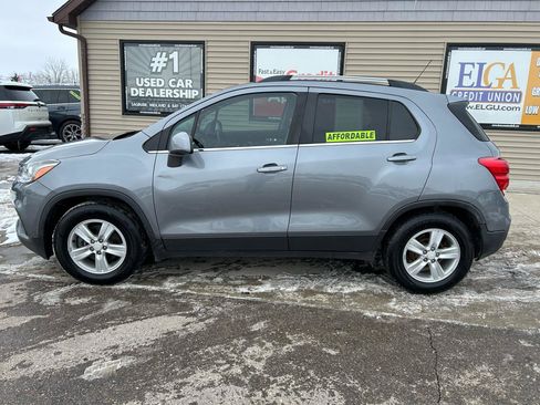 Used 2020 Chevrolet Trax LT image 8