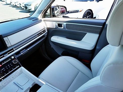 Certified 2025 Hyundai Santa Fe Calligraphy image 26