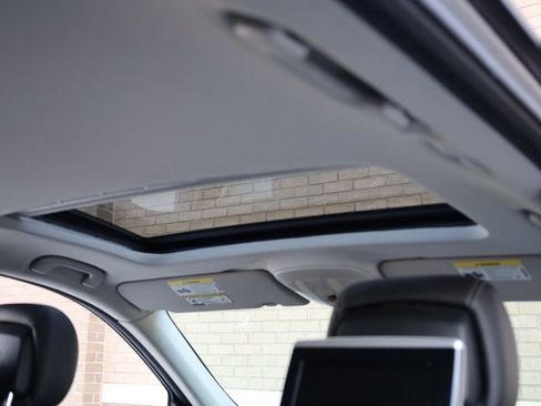 Used 2011 Mercedes-Benz GL 450 4MATIC image 23