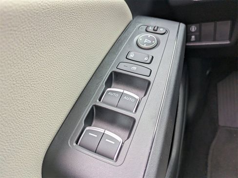 Used 2024 Honda Civic EX-L image 19