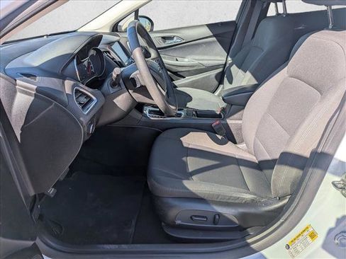 Used 2017 Chevrolet Cruze LT w/ Sun And Sound Package image 17