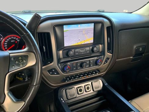 Used 2015 GMC Sierra 2500 Denali w/ Duramax Plus Package AWD/4WD image 6